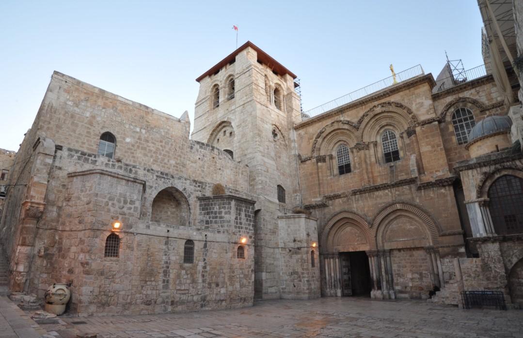 «Вперше за століття» Ізраїль не пустив католицьких лідерів до храму Гробу Господнього: зчинився скандал